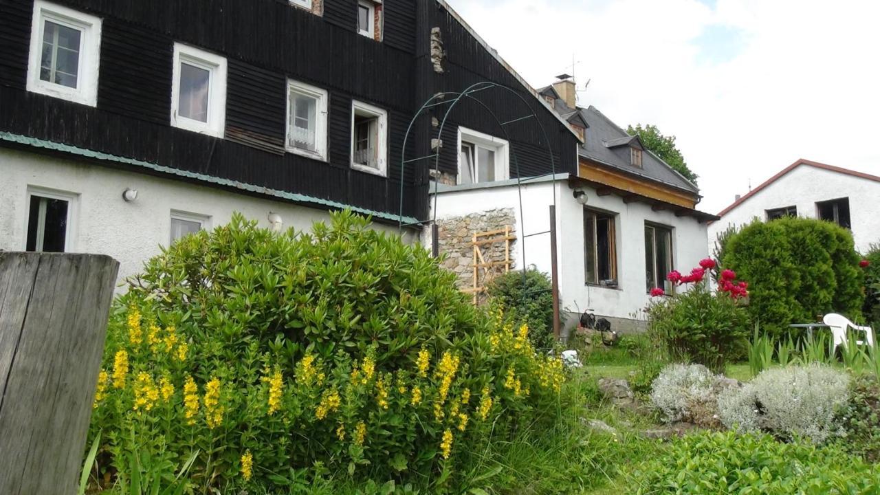 Apartmany Nemo Horní Blatná Exterior foto